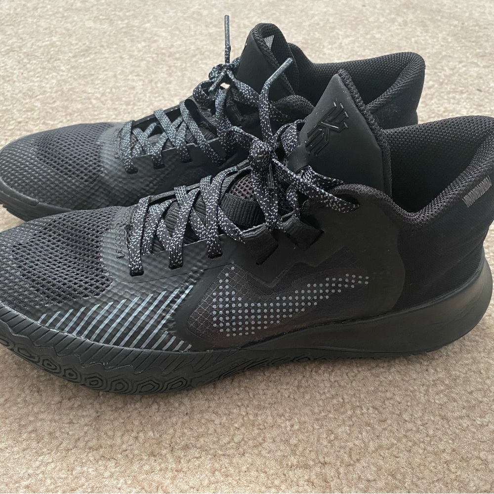 Kyrie Flytrap V - image 1